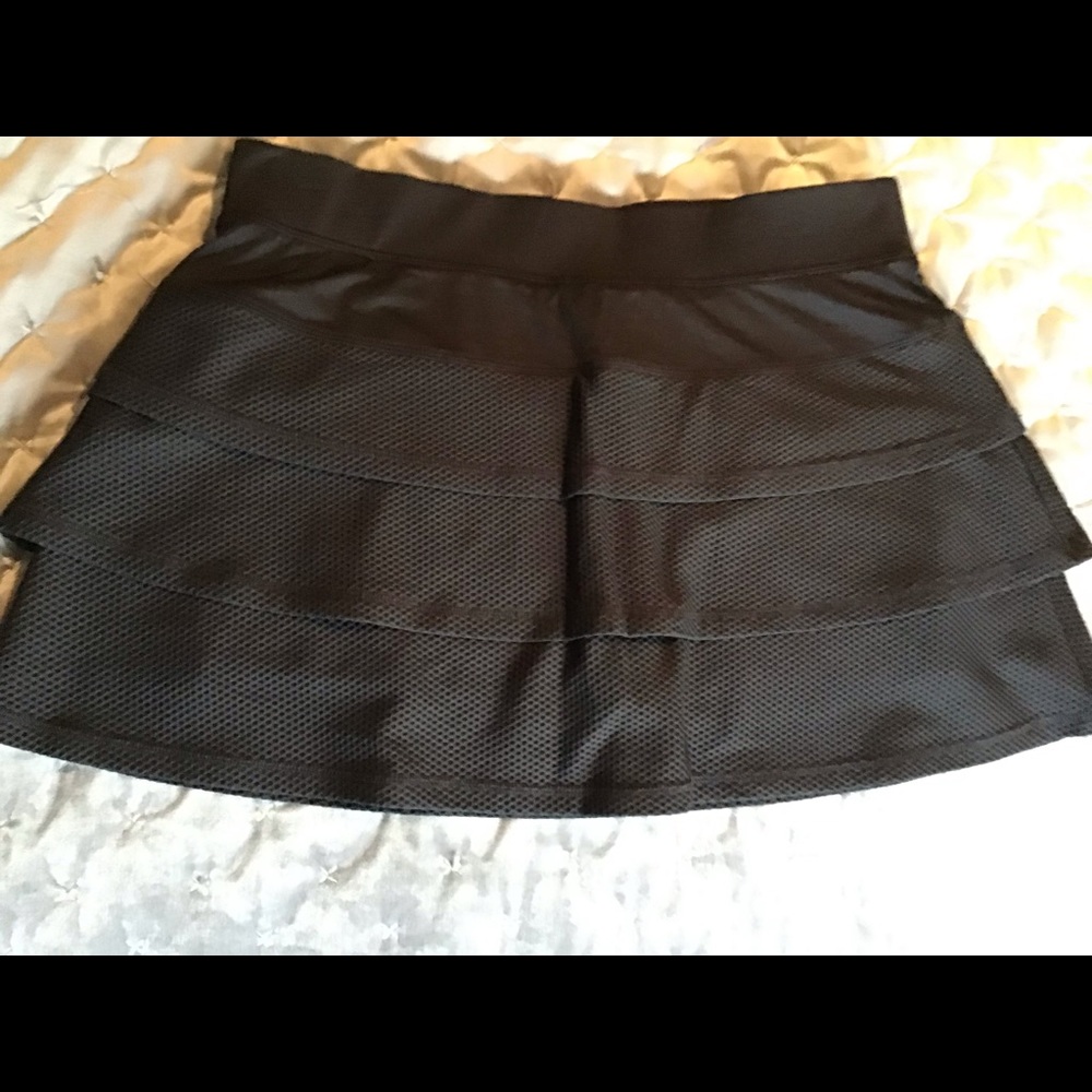 Golf/Tennis or Pickleball skort.